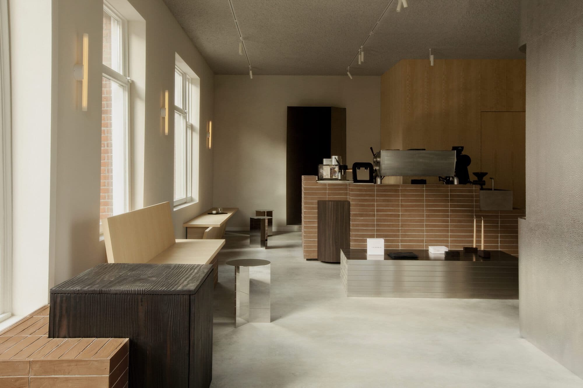 DAK coffee roasters / Barde + vanVoltt